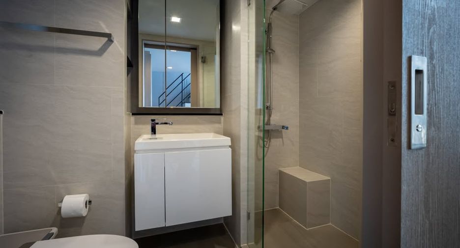 For rent 1 Beds condo in Phra Khanong, Bangkok