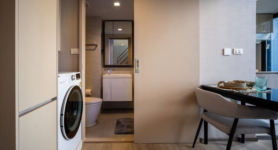 For rent 1 Beds condo in Phra Khanong, Bangkok