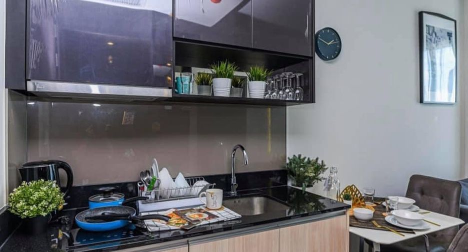 For rent 1 bed condo in Khlong Toei, Bangkok
