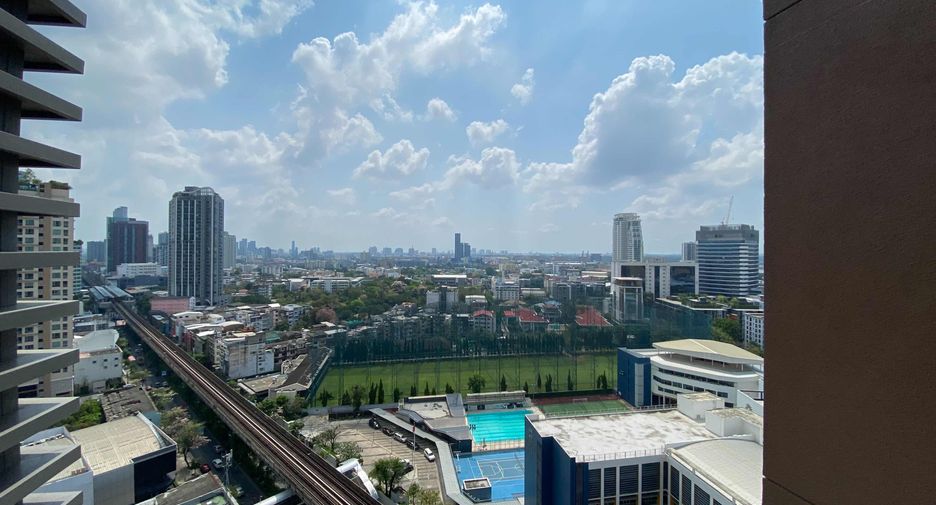 For rent and for sale 1 bed condo in Khlong Toei, Bangkok