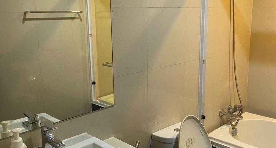 For rent 1 bed condo in Khlong Toei, Bangkok