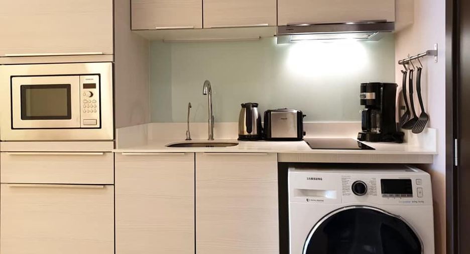 For rent and for sale 1 bed condo in Watthana, Bangkok