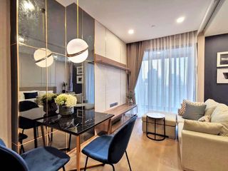 Condo en alquiler de 1 habitaciones en Bang Rak, Bangkok