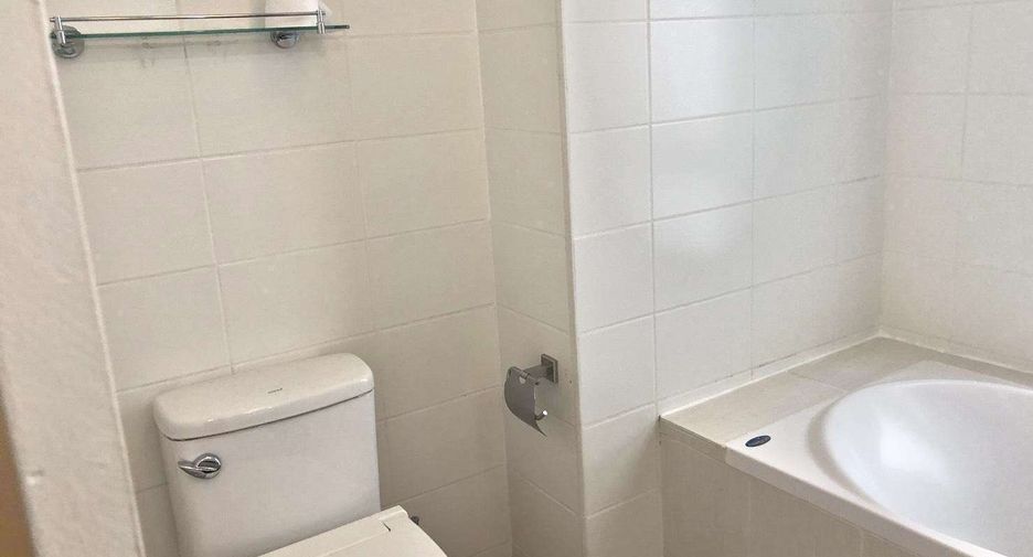 Condo en alquiler y en venta de 2 habitaciones en Khlong Toei, Bangkok
