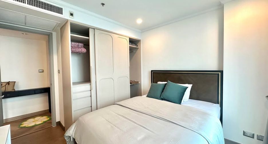 For rent 1 bed condo in Watthana, Bangkok