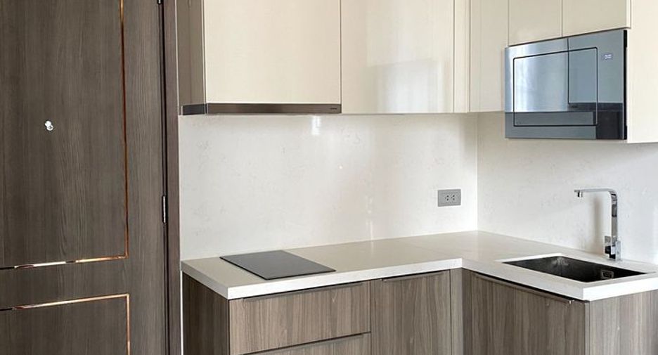For rent 1 bed condo in Khlong Toei, Bangkok