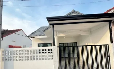 Reihenhaus zum Kauf mit 3 Zimmer in Bang Lamung, Chonburi