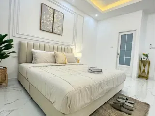 Haus zum Kauf mit 2 Zimmer in Bang Lamung, Chonburi