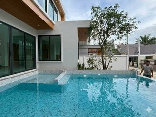 Villa zur Miete mit 4 Zimmer in Mueang Krabi, Krabi