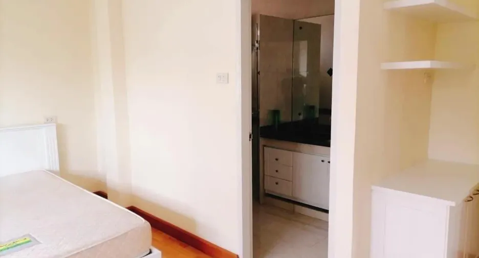 À louer 3 chambres maison à Mueang Chiang Mai, Chiang Mai