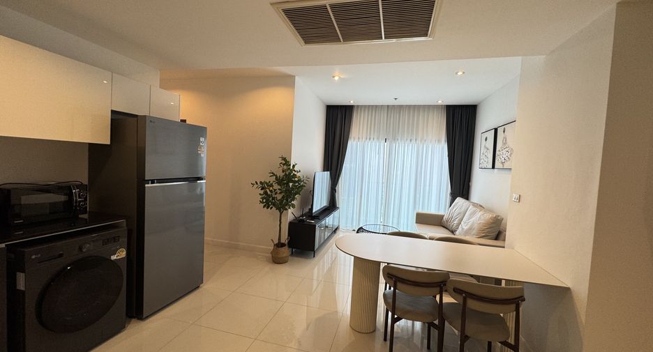 For rent 2 bedrooms condo in Bang Lamung, Chonburi