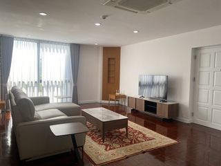 Apartment zur Miete mit 3 Zimmer in Watthana, Bangkok