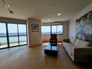 For rent 3 bedrooms condo in Rat Burana, Bangkok