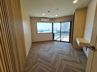 For rent 3 bedrooms condo in Rat Burana, Bangkok