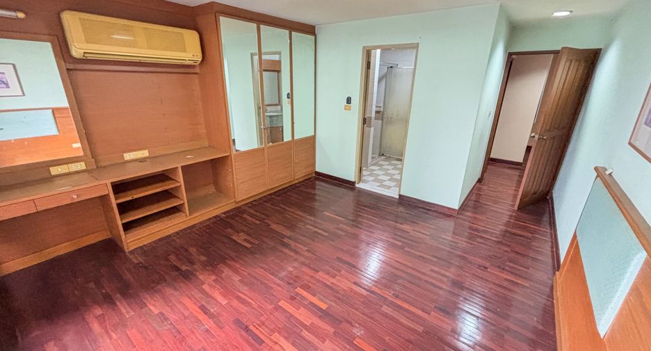 ขาย 3 ห้องนอน คอนโด ใน วัฒนา, กรุงเทพฯ