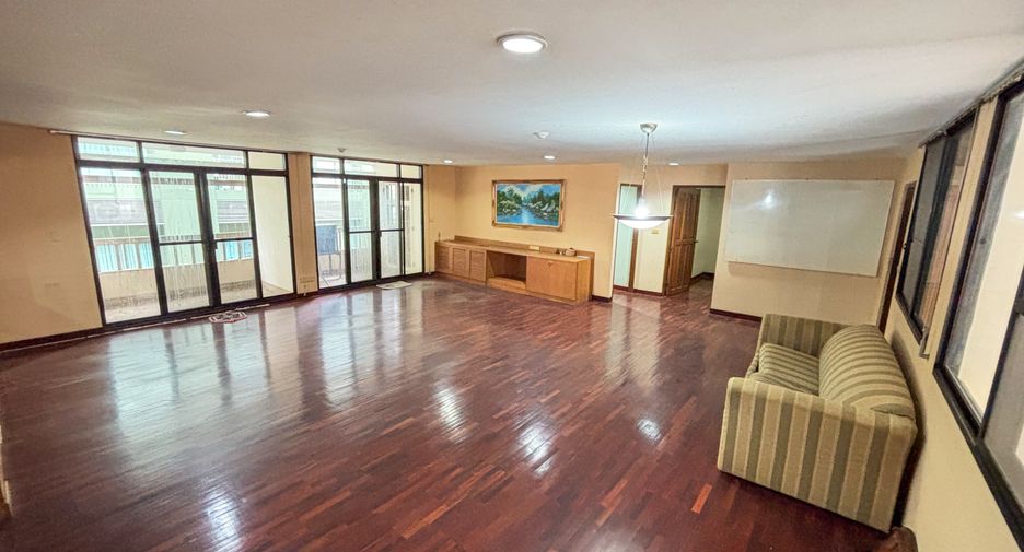 ขาย 3 ห้องนอน คอนโด ใน วัฒนา, กรุงเทพฯ