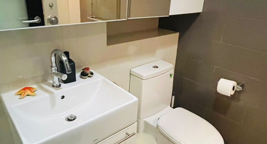 À vendre et à louer studio condo à Khlong Toei, Bangkok
