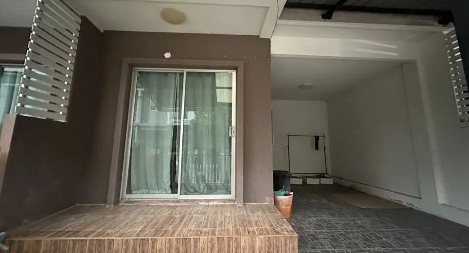 For sale そして for rent 3 ベッドルーム townhouse in Mueang Samut Sakhon, Samut Sakhon