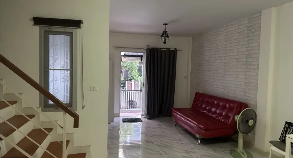 For sale そして for rent 3 ベッドルーム townhouse in Mueang Samut Sakhon, Samut Sakhon