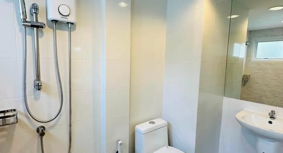 Haus zur Miete mit 2 Zimmer in Mueang Nonthaburi, Nonthaburi