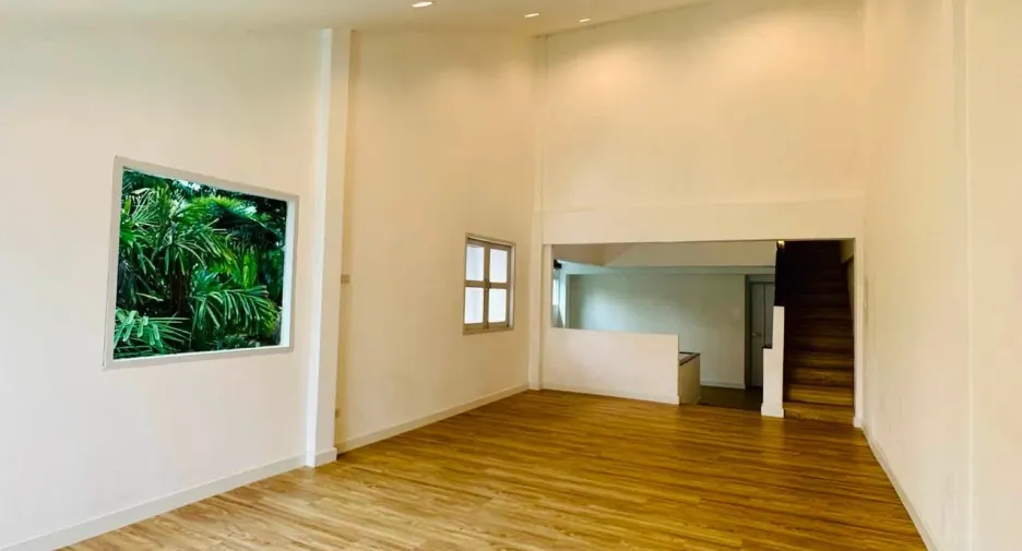 Haus zur Miete mit 2 Zimmer in Mueang Nonthaburi, Nonthaburi