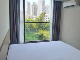 À vendre 1 chambre condo à Khlong San, Bangkok