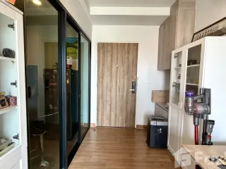 For rent 1 bed condo in Wang Thonglang, Bangkok