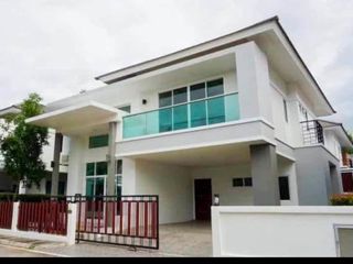 For Rent 4 Bedroom House In Mueang Chiang Mai
