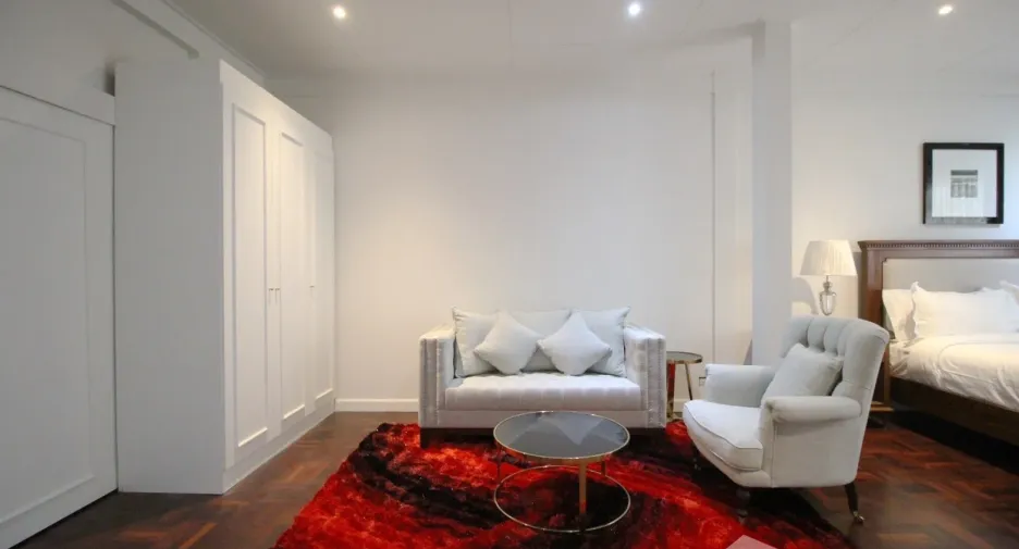 For rent 8 bedrooms house in Lat Phrao, Bangkok
