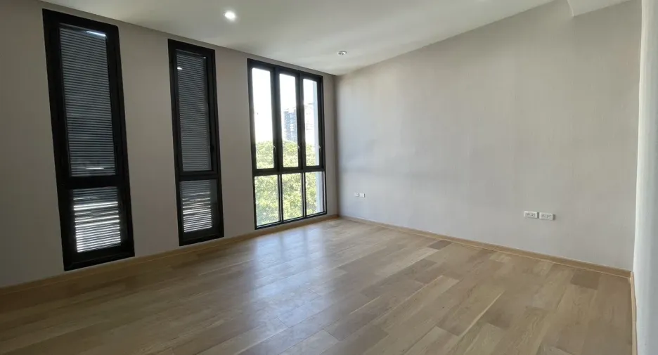 Reihenhaus zur Miete mit 3 Zimmer in Watthana, Bangkok