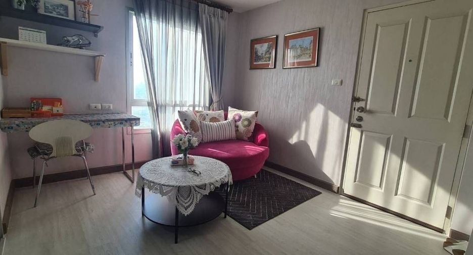Wohnung zur Miete mit Studio in Yan Nawa, Bangkok