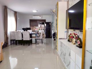 Casa en venta de 3 habitaciones en Bang Phli, Samut Prakan