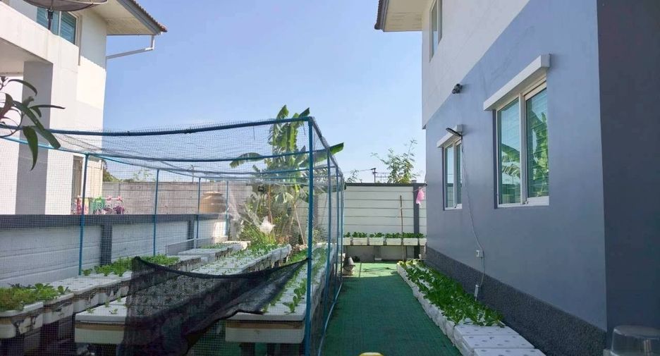 Casa en venta de 3 habitaciones en Bang Phli, Samut Prakan