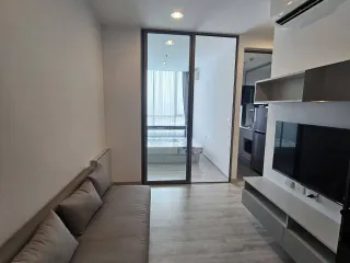Wohnung zur Miete mit 1 Zimmer in Bang Sue, Bangkok