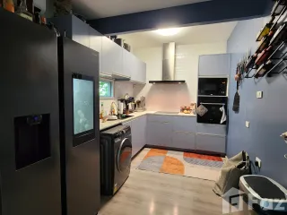 Haus zum Kauf mit 3 Zimmer in Khlong Sam Wa, Bangkok