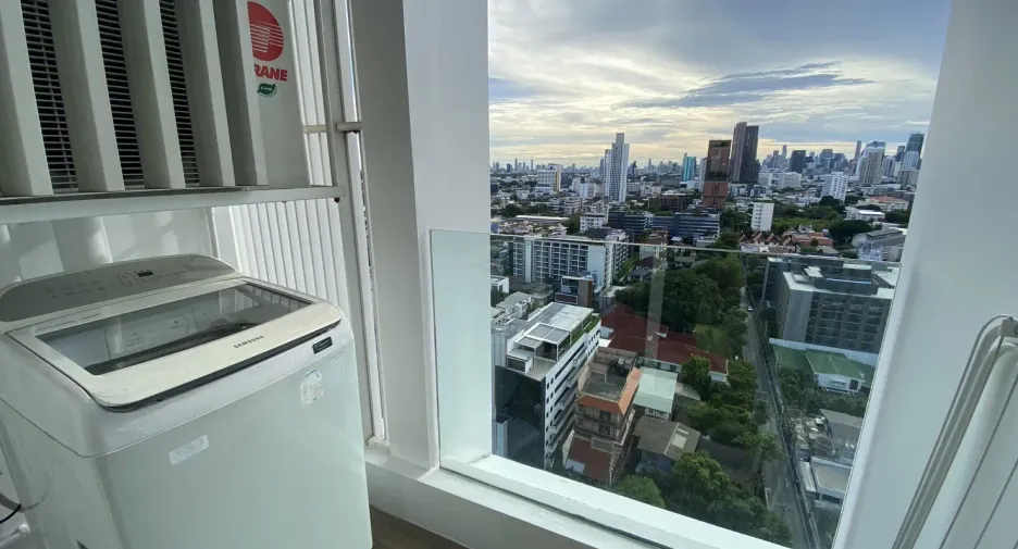 For rent 1 bed apartment in Khlong Toei, Bangkok