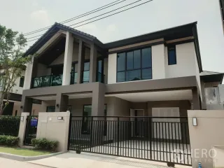 For rent 3 bedrooms house in Saphan Sung, Bangkok