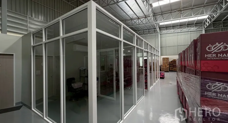 For rent warehouse in Bang Khen, Bangkok