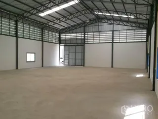 For rent warehouse in Lam Luk Ka, Pathum Thani