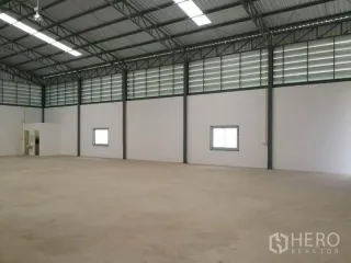For rent warehouse in Lam Luk Ka, Pathum Thani