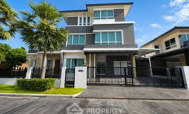 Casa en alquiler y en venta de 5 habitaciones en Saphan Sung, Bangkok
