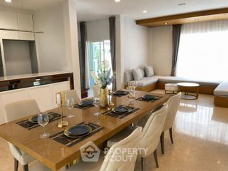 Casa en alquiler y en venta de 5 habitaciones en Saphan Sung, Bangkok
