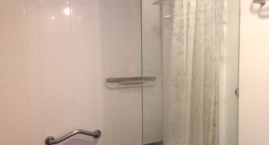 Wohnung zur Miete mit 2 Zimmer in Pathum Wan, Bangkok
