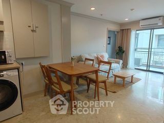 For rent 2 bedrooms condo in Bang Rak, Bangkok