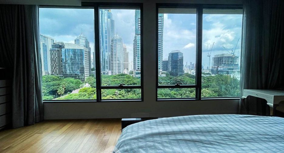 For sale 3 bedrooms condo in Pathum Wan, Bangkok