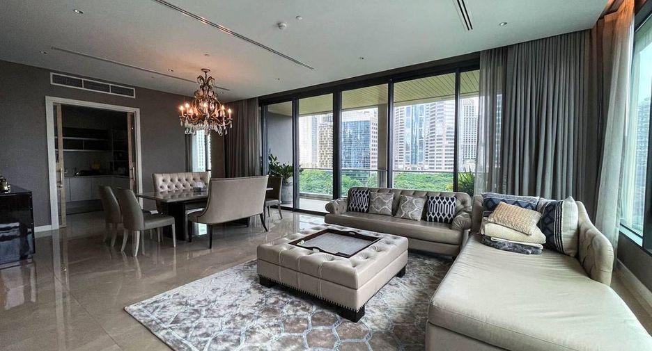 For sale 3 bedrooms condo in Pathum Wan, Bangkok