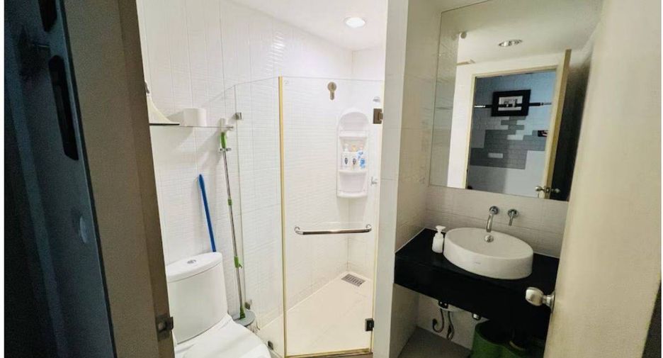 For sale 2 bedrooms condo in Chatuchak, Bangkok