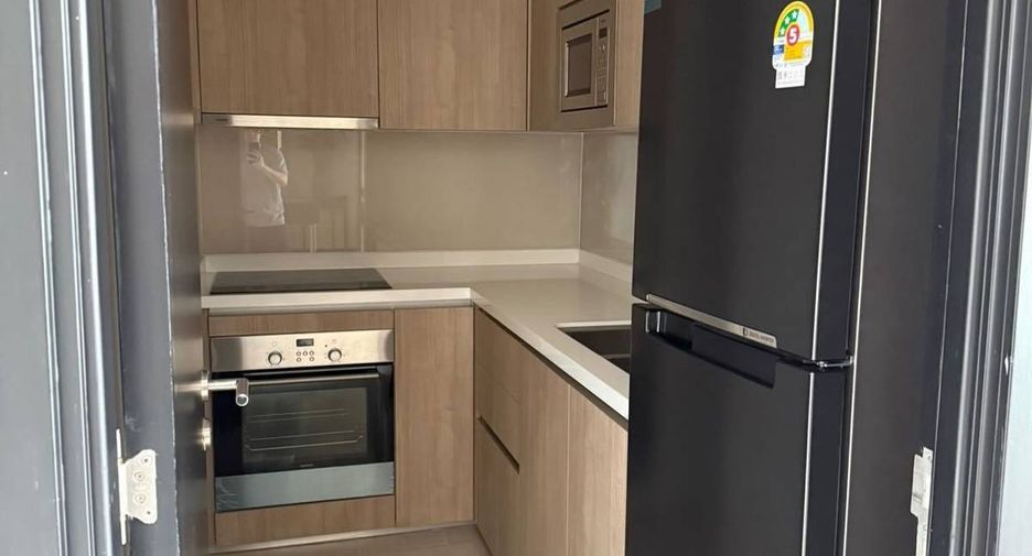 For rent and for sale 3 bedrooms condo in Watthana, Bangkok