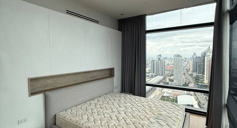 For rent and for sale 3 bedrooms condo in Watthana, Bangkok