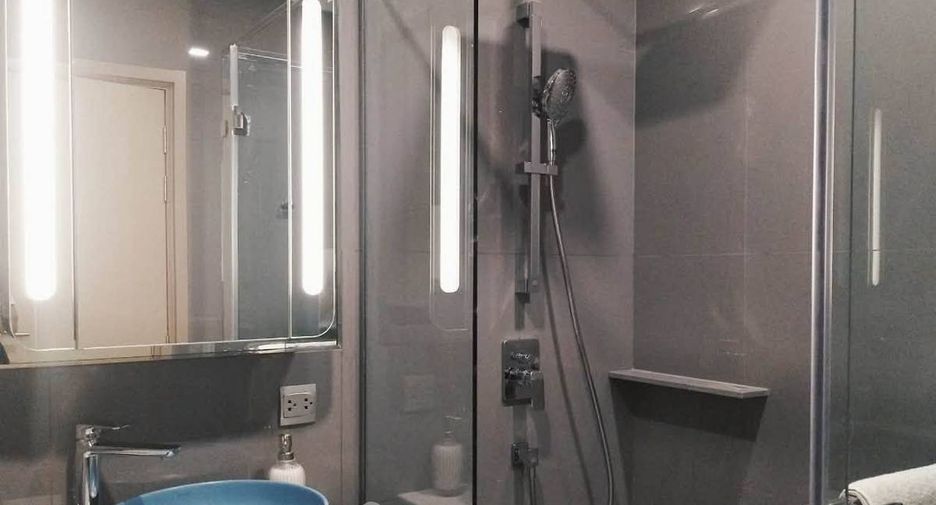 À louer et à vendre 1 chambre condo à Suan Luang, Bangkok